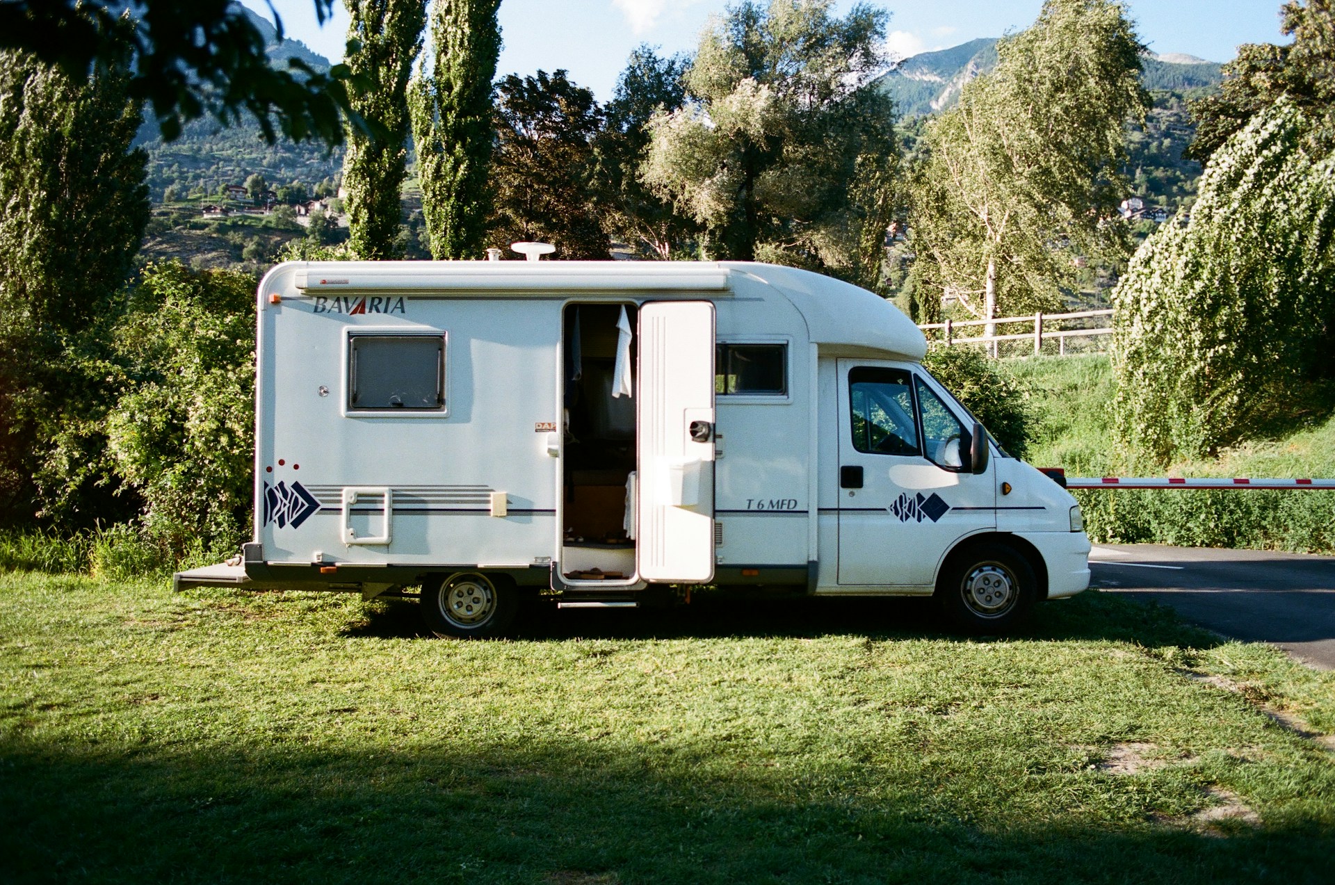 Long-Term RV Parking Etiquette What Every Camper Should Know
